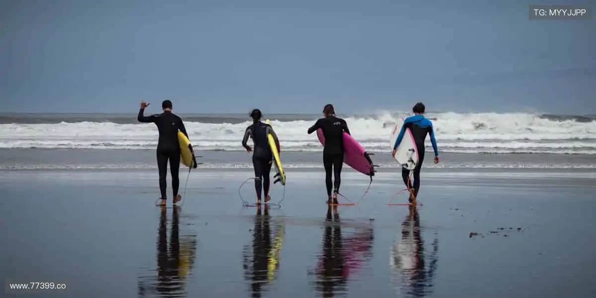 限量周边，收藏你的热爱！🎯👕